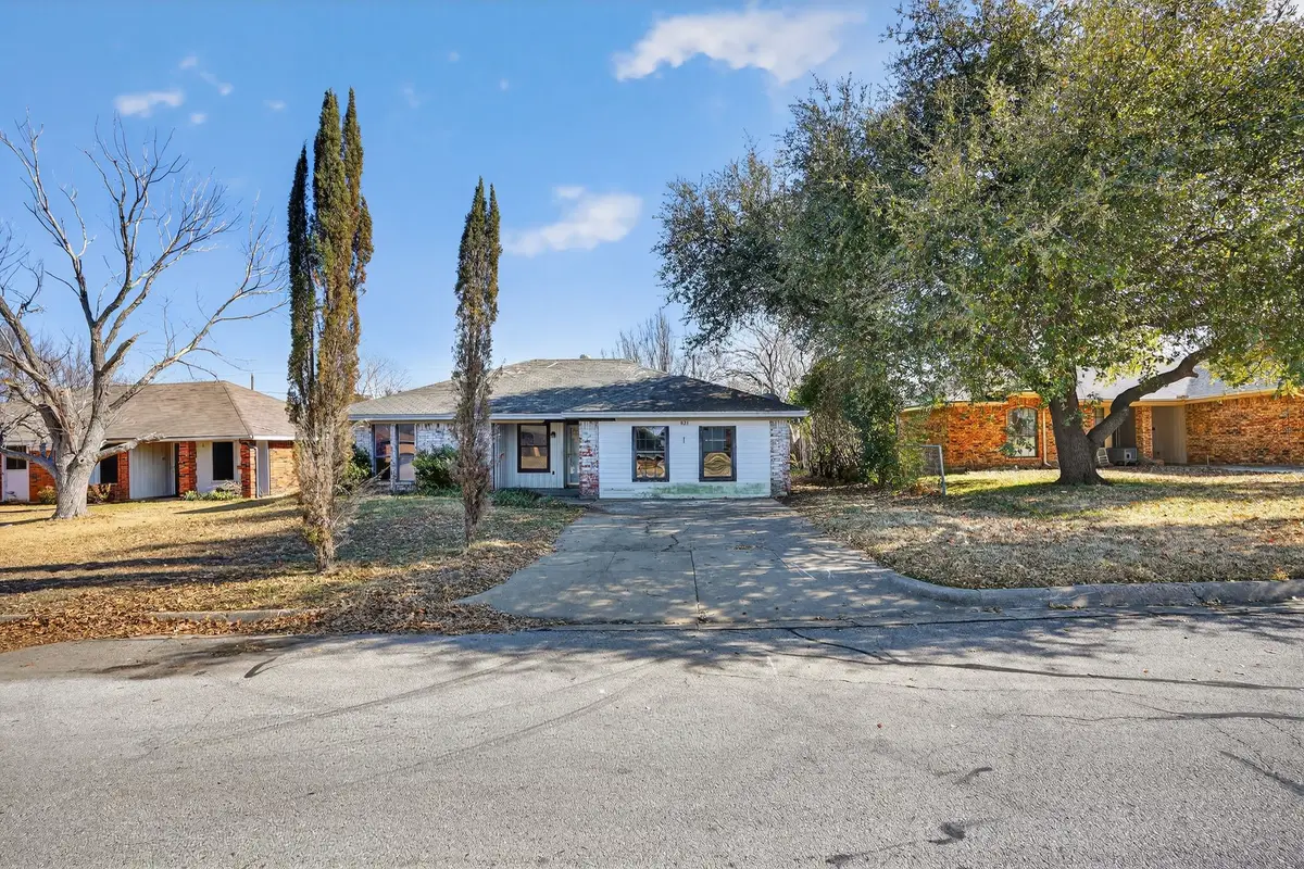 821 Nicole Drive, Burleson, TX 76028 - #1