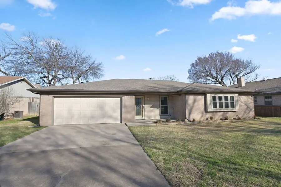 6504 Sherri Lane, North Richland Hills, TX 76182 - #2