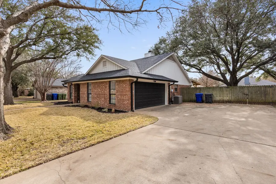 55 Wisteria Street, Waco, TX 76708 - #3