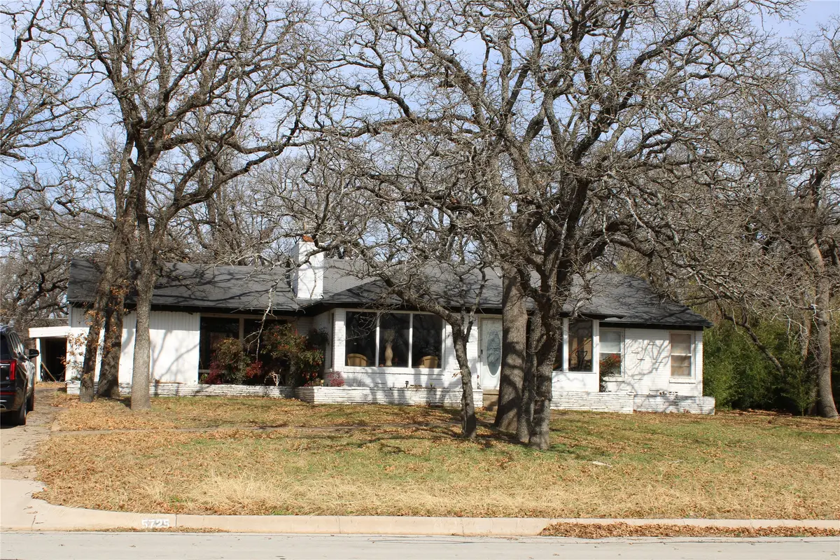 5725 Jacqueline Road, Fort Worth, TX 76112 - #1
