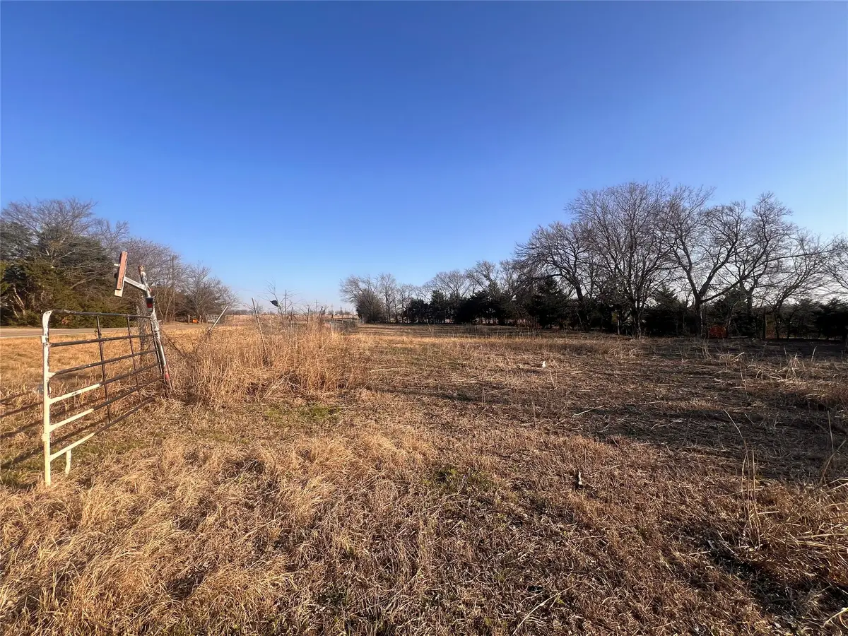 3915 Fm 815, Trenton, TX 75490 - #1