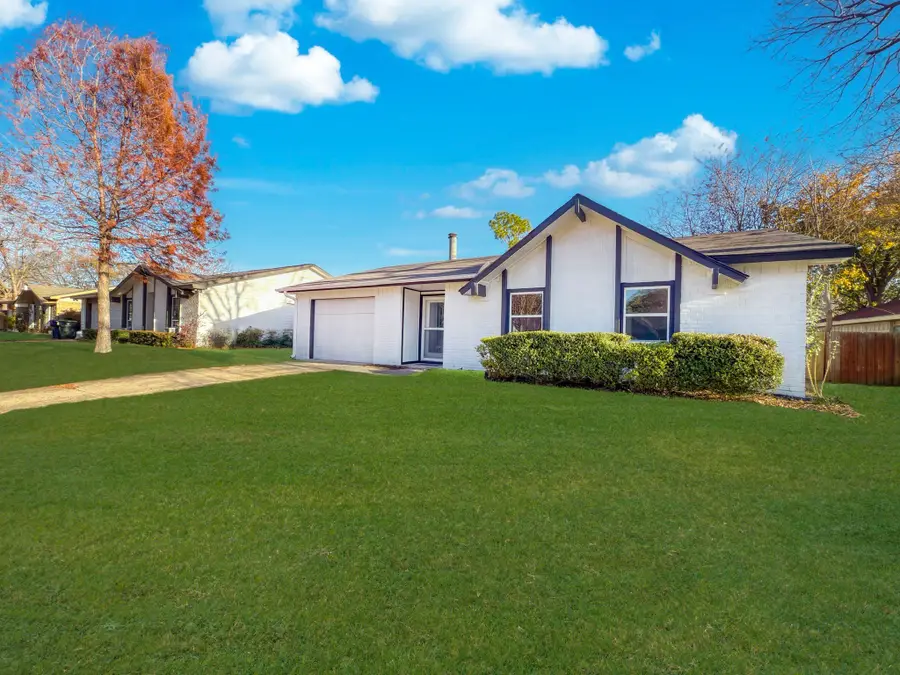 418 Clover Lane, Garland, TX 75043 - #2