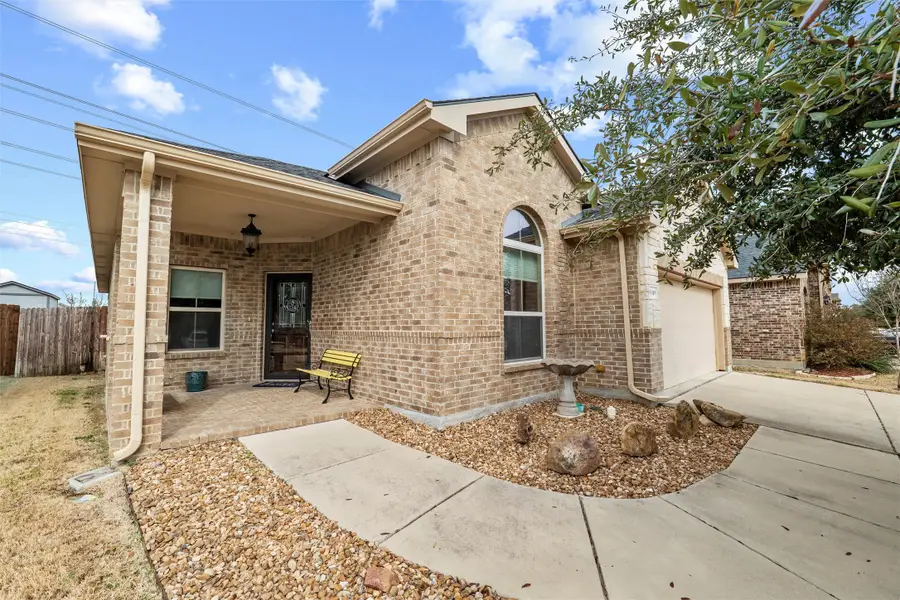 1101 Sierra Blanca Drive, Fort Worth, TX 76028 - #2