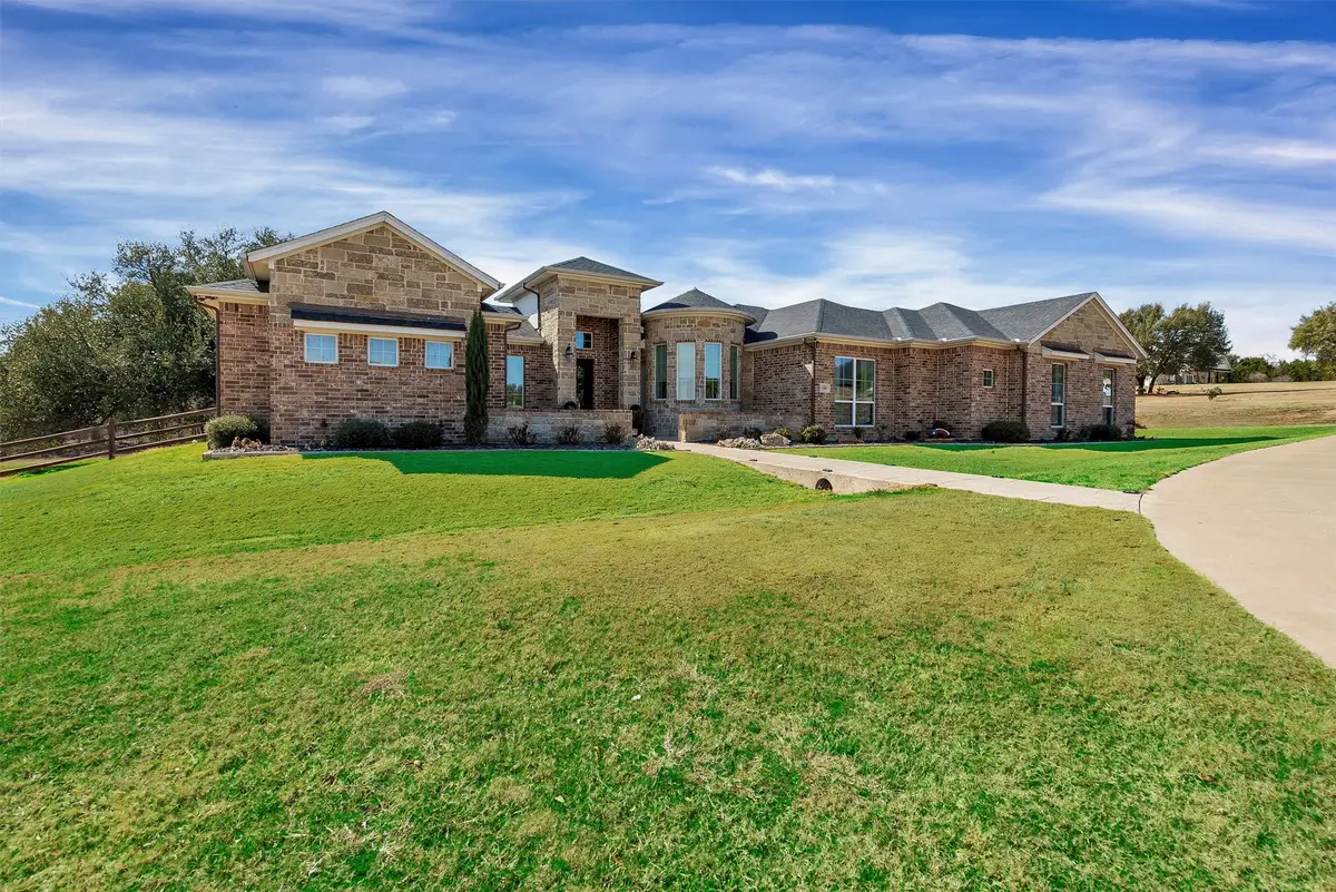 100 Maverick Court, Granbury, TX 76049 - #1