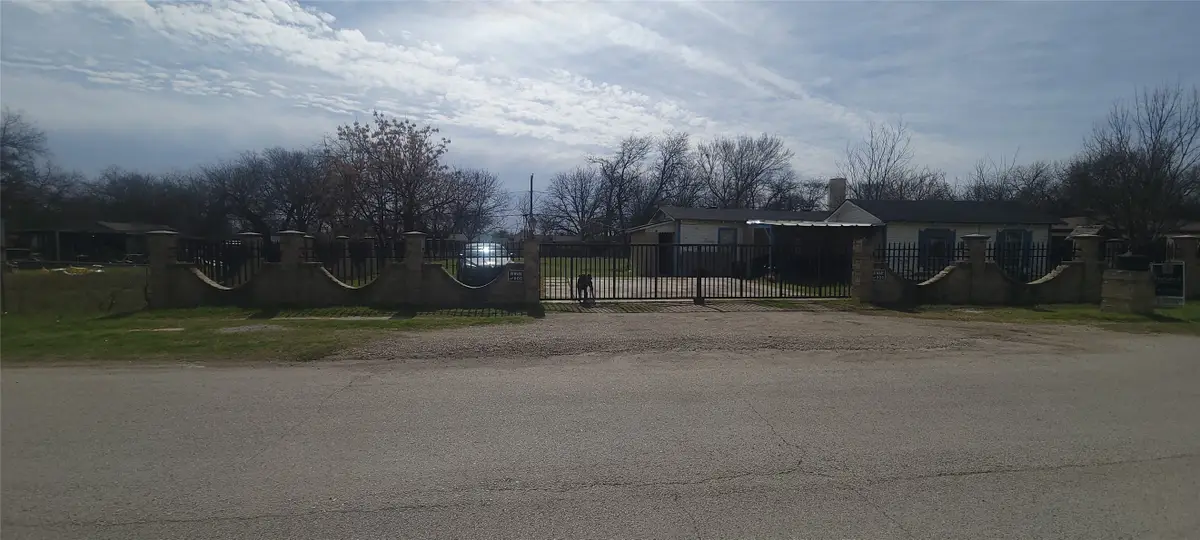 5313 Graham Street, River Oaks, TX 76114 - #1