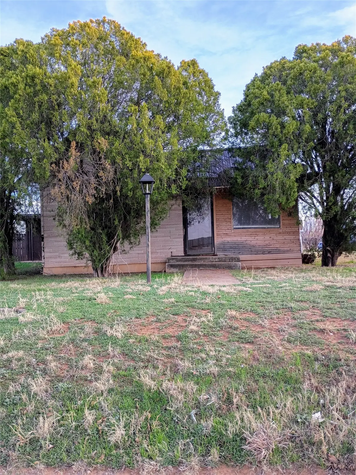 611 W 12th Street, Sweetwater, TX 79556 - #1