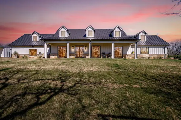 608 County Road 914, Burleson, TX 76028