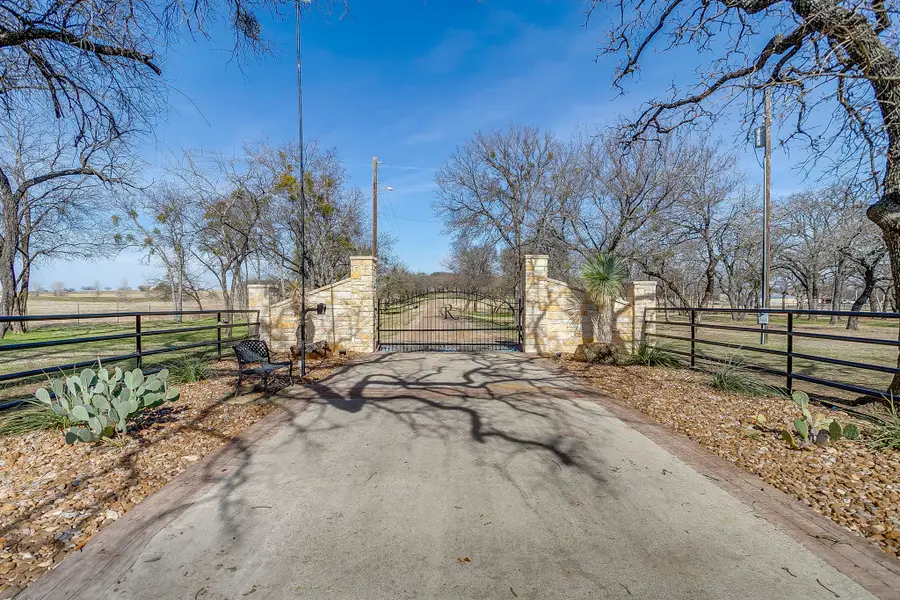 608 County Road 914, Burleson, TX 76028 - #2