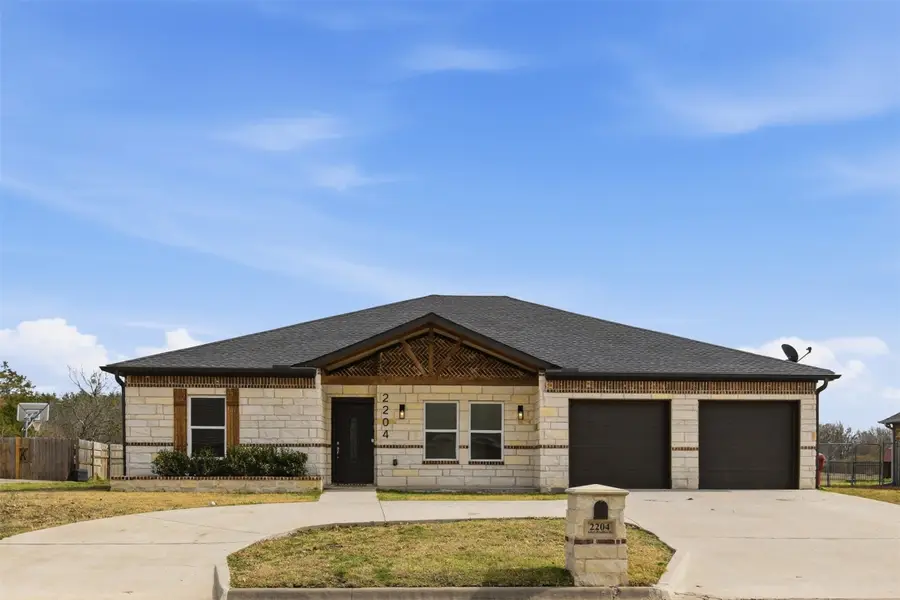 2204 Albert Broadfoot Street, Bonham, TX 75418 - #3