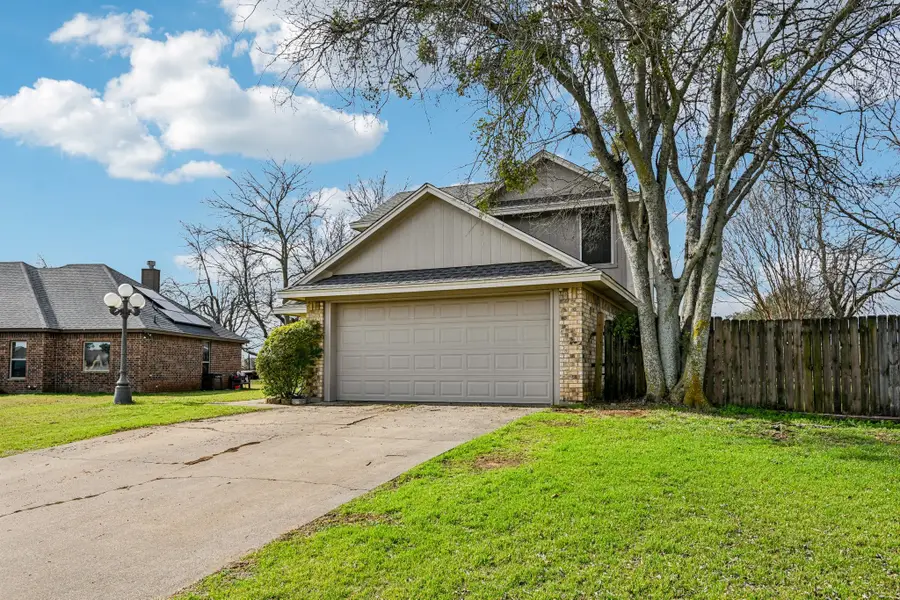1733 Shawnee Drive, Cleburne, TX 76033 - #3