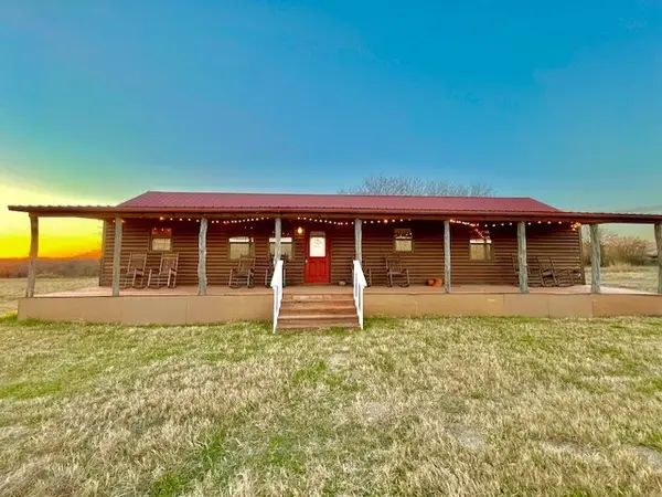 1255 Daniel Road, Weatherford, TX 76087