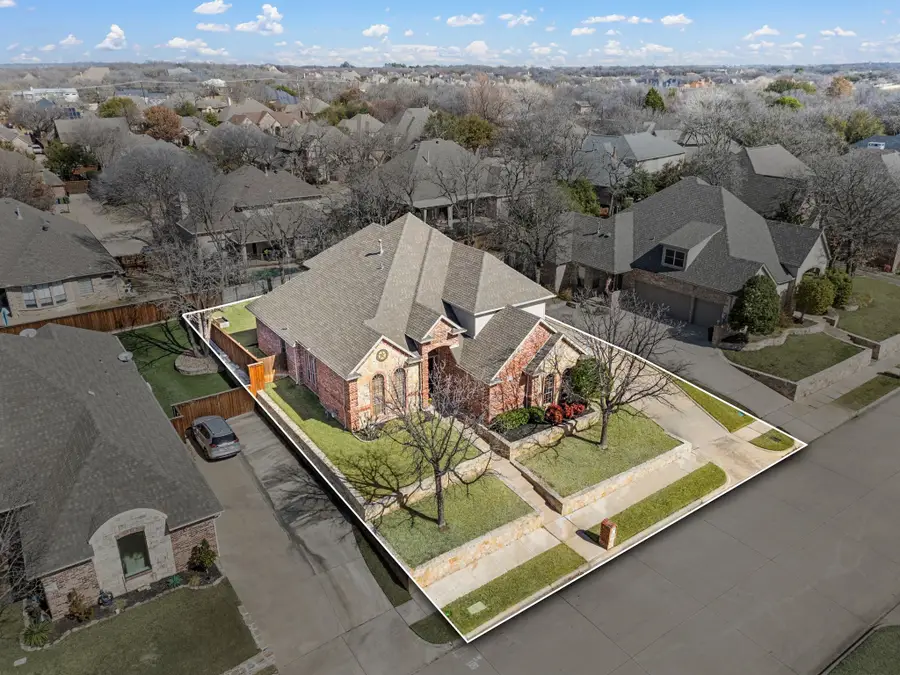 7921 Shady Oaks Drive, North Richland Hills, TX 76182 - #2