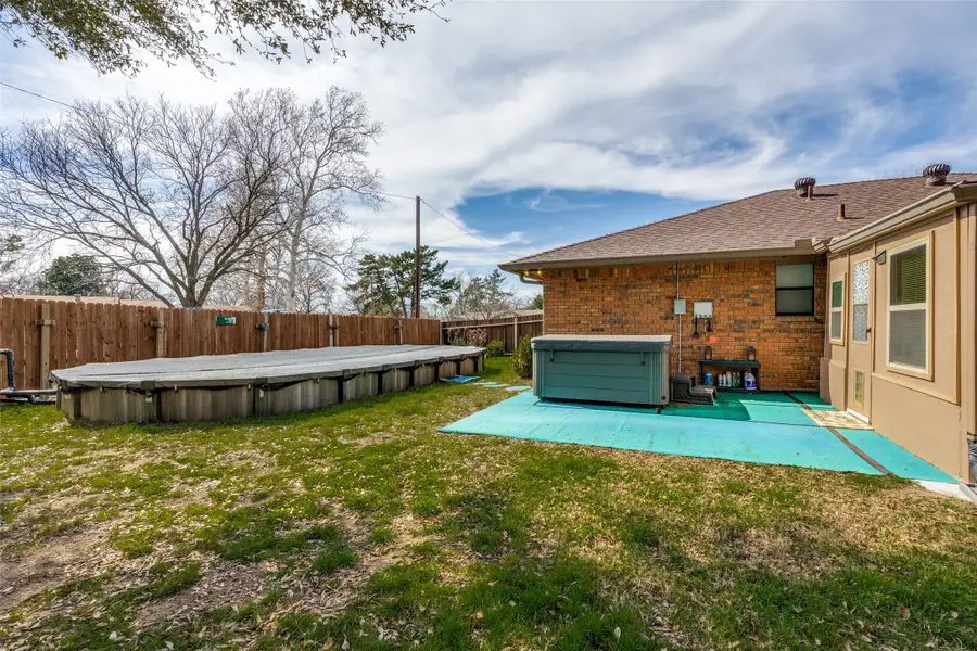 708 Vickie Drive, Azle, TX 76020 - #3