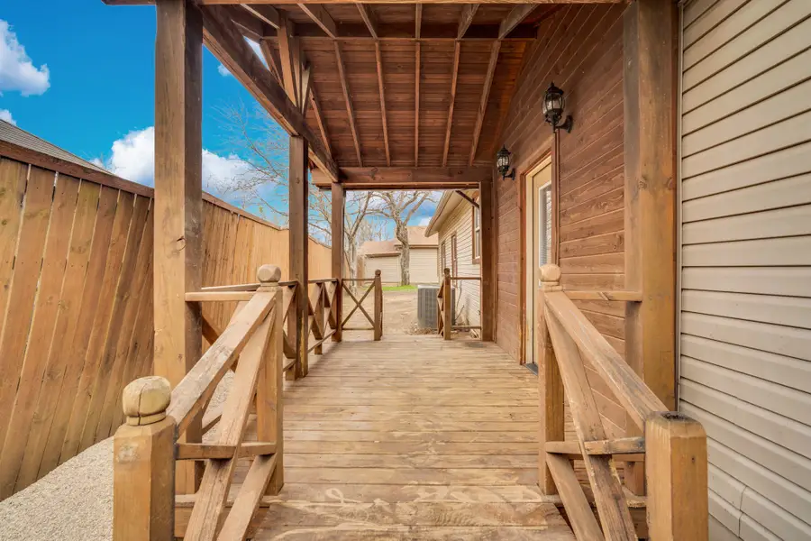 200 W Davis Avenue, Alvarado, TX 76009 - #3