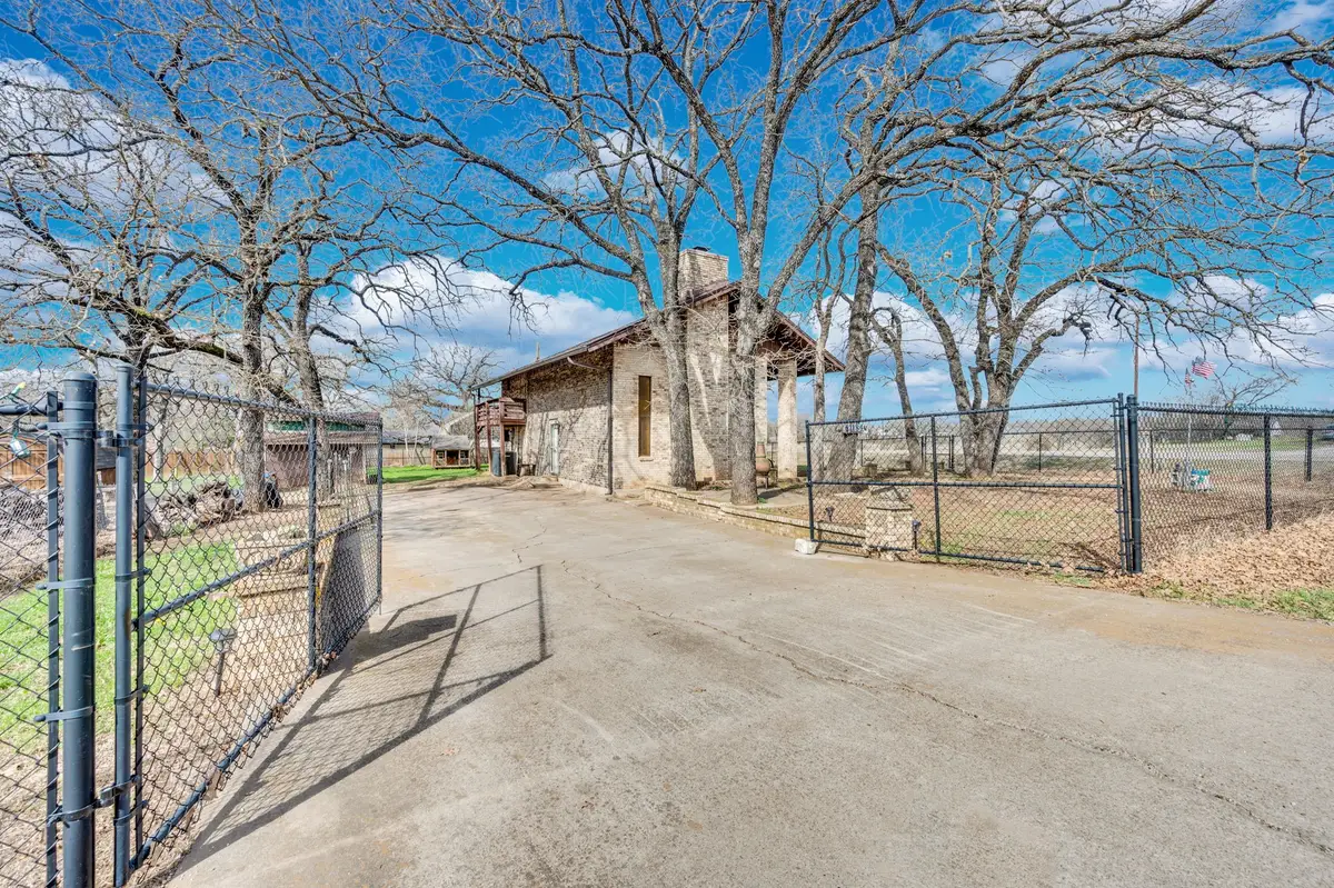 1185 Lakewood Circle, Alvarado, TX 76009 - #1