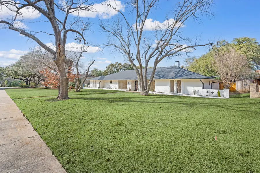 3945 Shady Hill Drive, Dallas, TX 75229 - #2