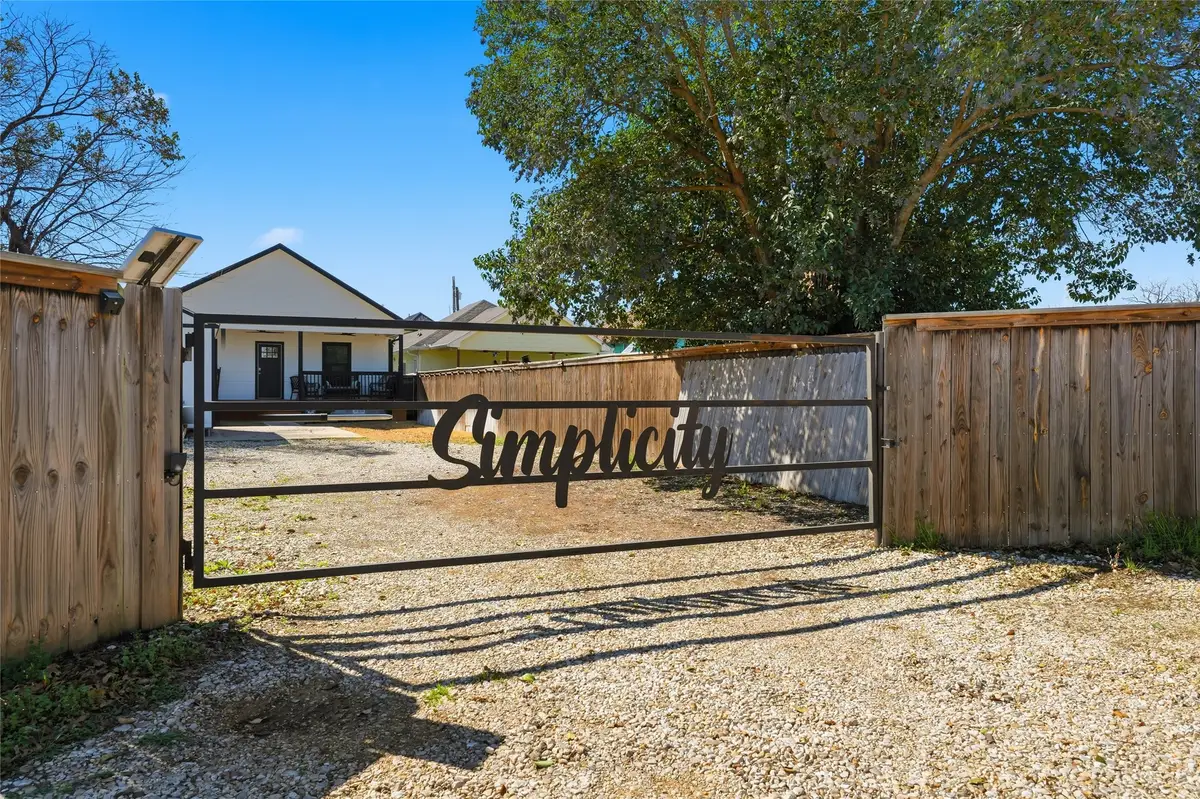 714 S 9th Street, Waco, TX 76706 - #1