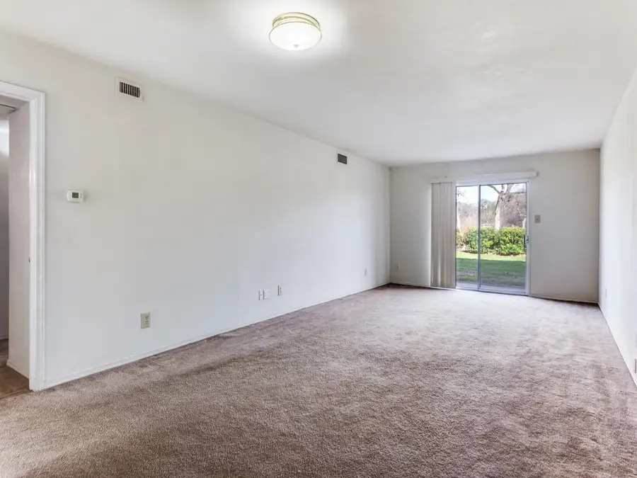 4038 Ridglea Country Club Drive #1012, Benbrook, TX 76126 - #3