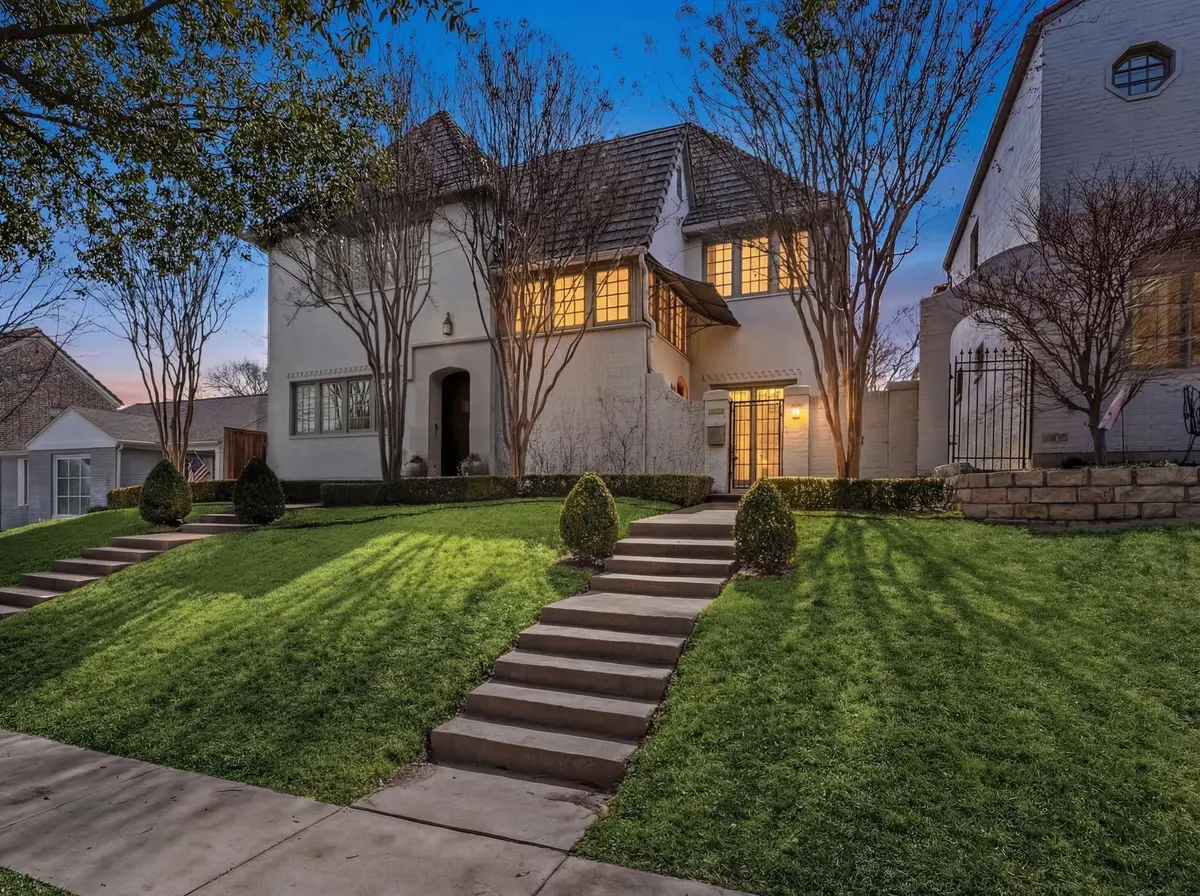 3719 W 4th Street, Fort Worth, TX 76107 - #1