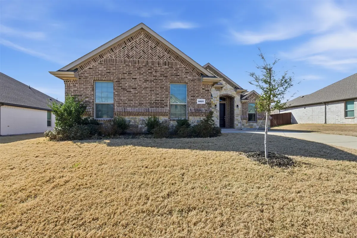 6025 Kansas Trail, Midlothian, TX 76065 - #1