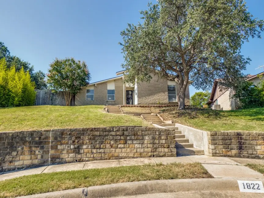 1822 Woodbury, Carrollton, TX 75007 - #2