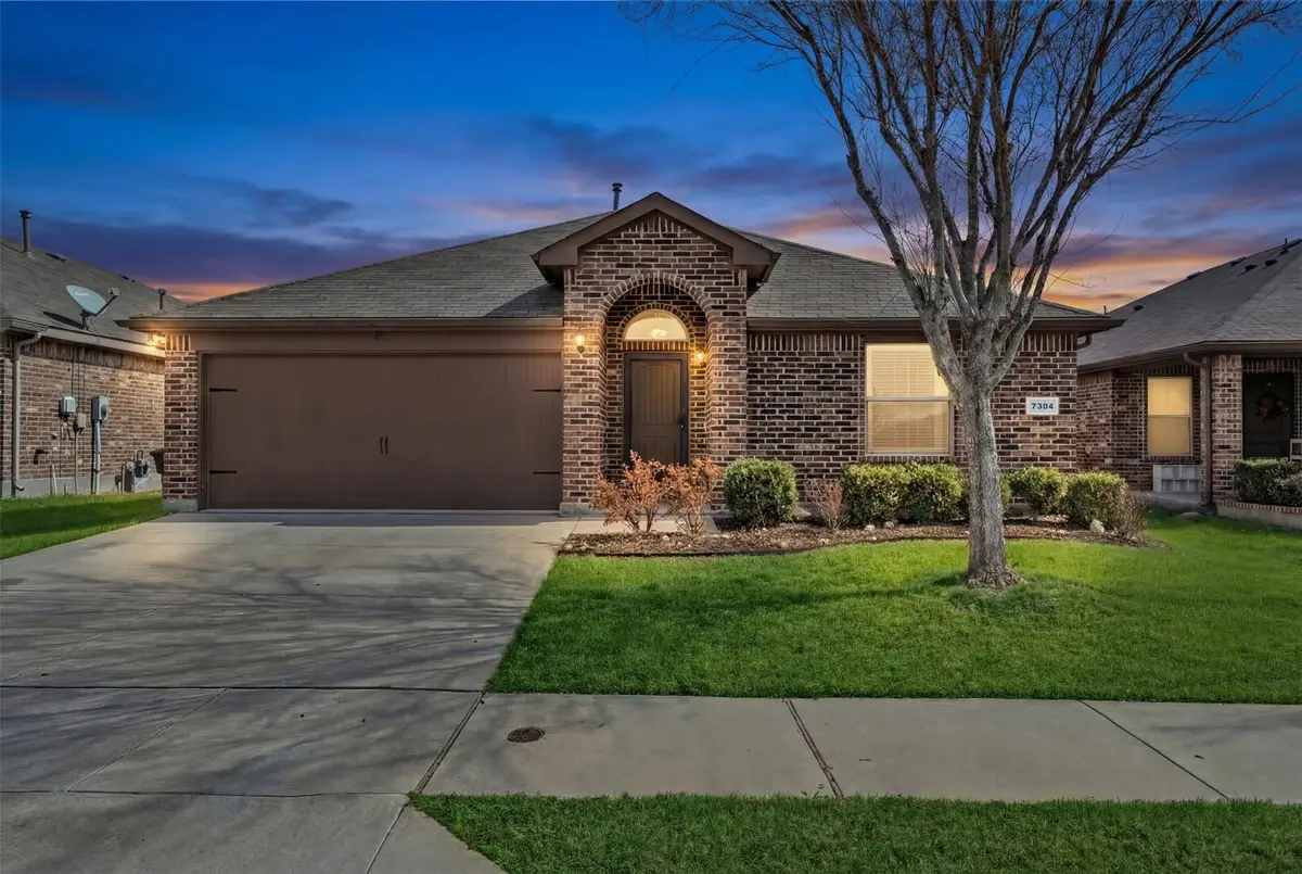 7304 Wavecrest Way, Fort Worth, TX 76179 - #1