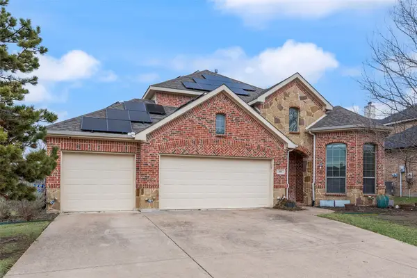 106 Stone Drive, Forney, TX 75126