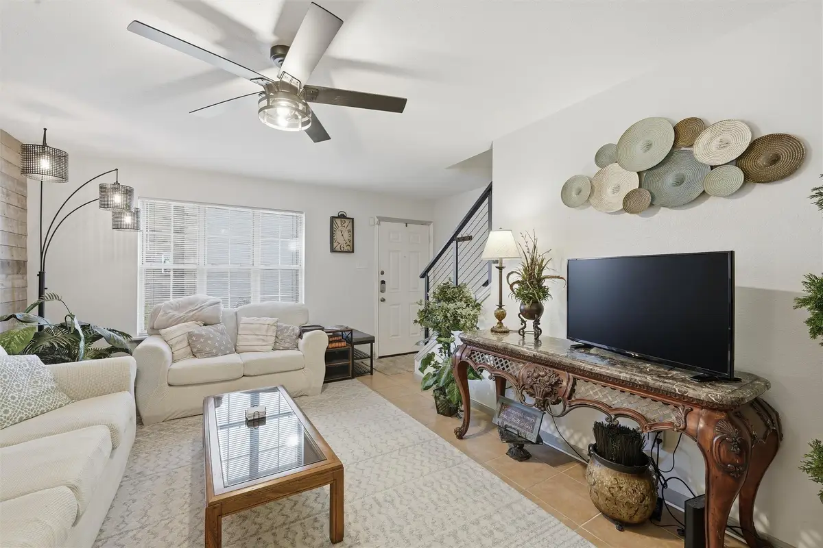 1337 S 11th Street, Waco, TX 76706 - #1