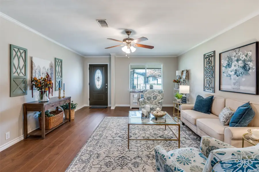 180 Oakhurst Drive, Bedford, TX 76022 - #3