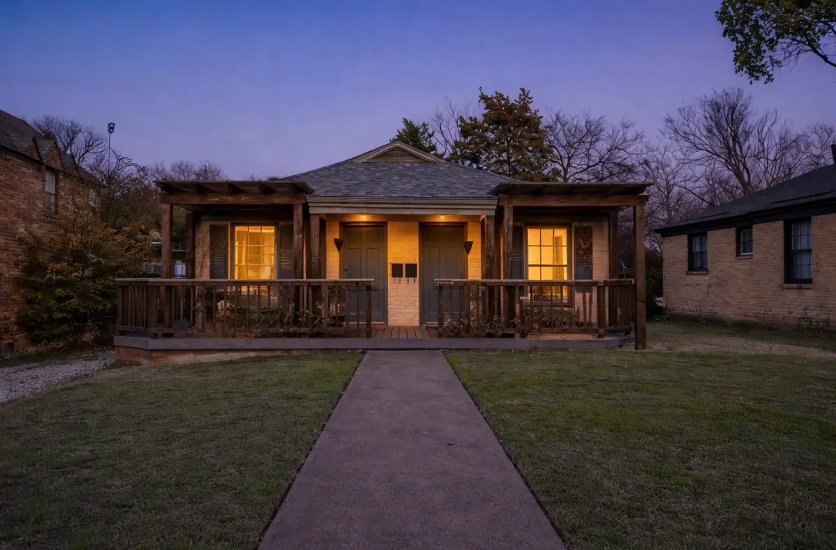 406 N Montreal Avenue, Dallas, TX 75208 - #1