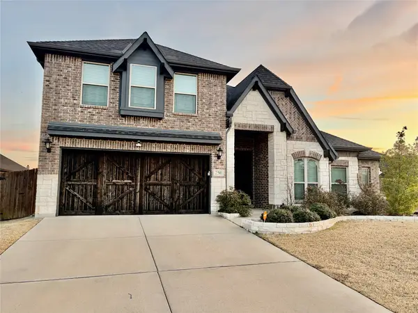 250 Bear Trail, Waxahachie, TX 75165