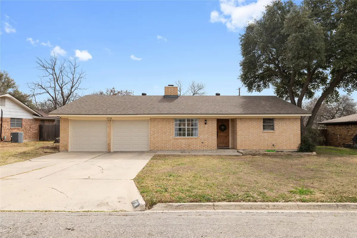 1718 Woodridge Drive, Brownwood, TX 76801 - #1