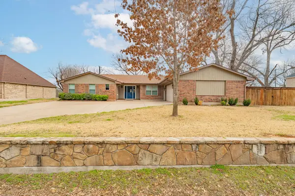7115 Westover Drive, Granbury, TX 76049