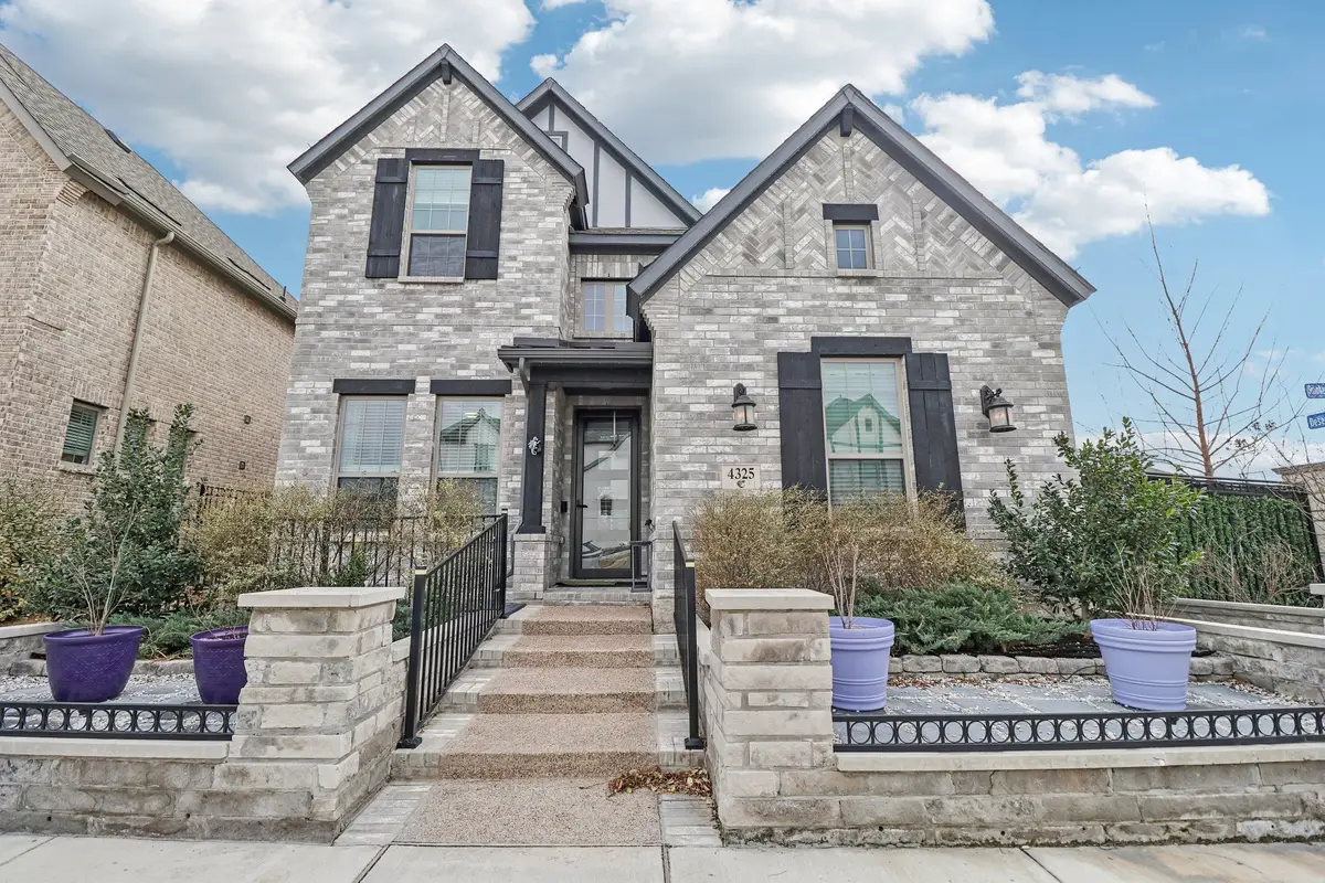 4325 Smokey Quartz Lane, Arlington, TX 76005 - #1