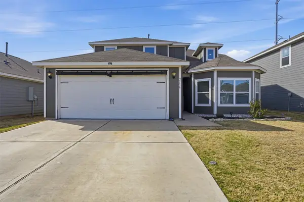 9716 Teton Vista Drive, Fort Worth, TX 76140