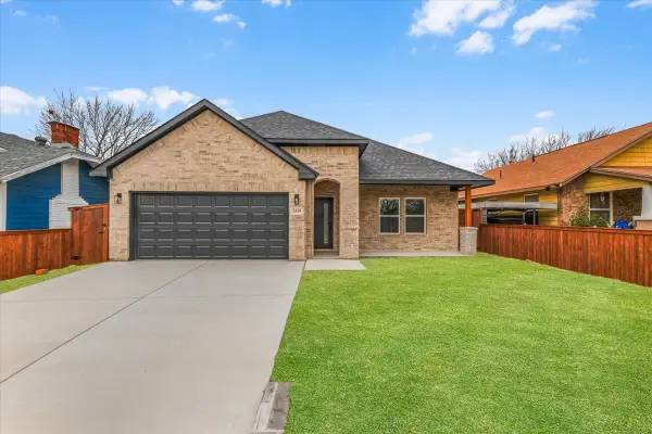 2419 Lincoln Avenue, Fort Worth, TX 76164