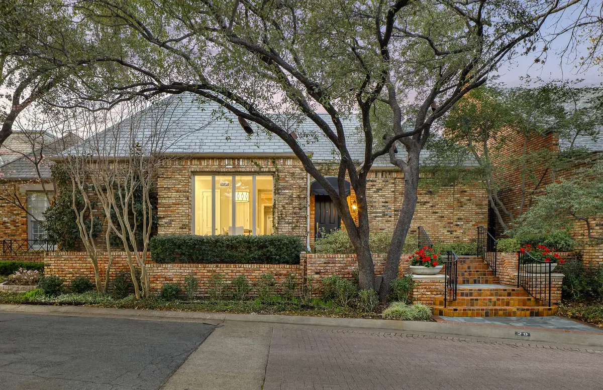 29 Saint Laurent Place, Dallas, TX 75225 - #1