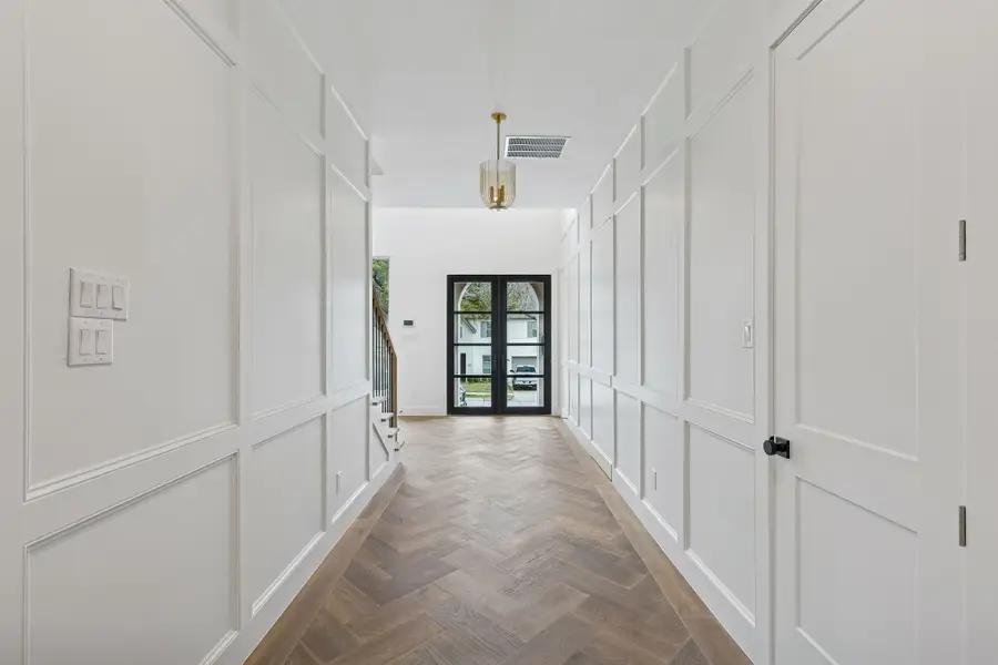 7302 Coronado Avenue, Dallas, TX 75214 - #2