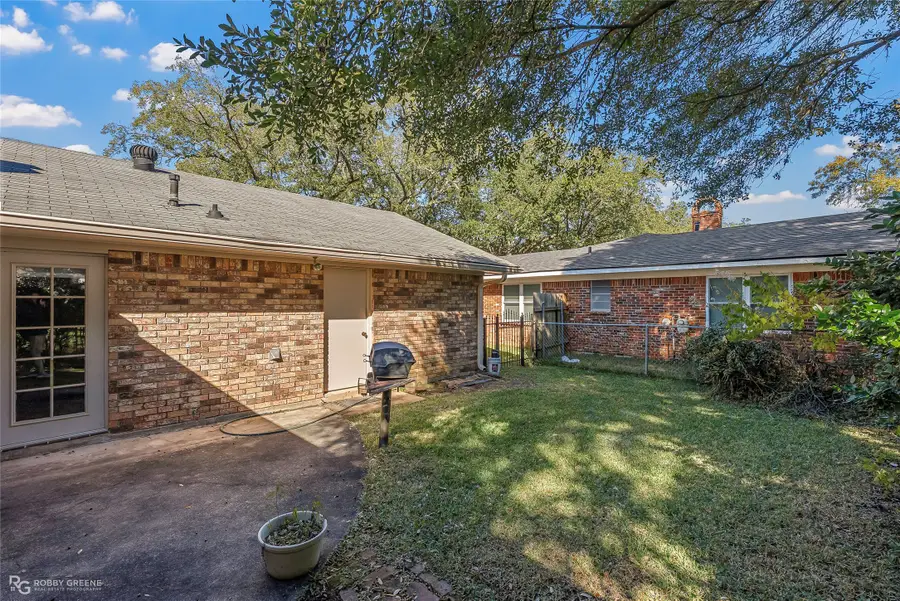 7325 Camelback Drive, Shreveport, LA 71105 - #3