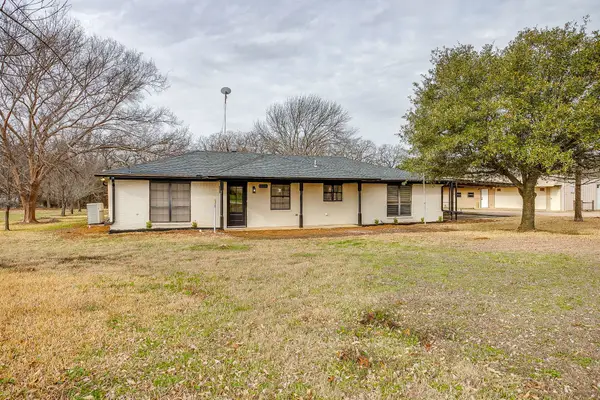 3813 Easy Street, Alvarado, TX 76009