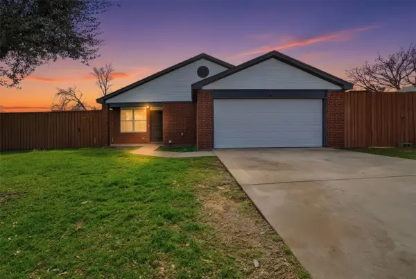 6560 Davidson Street, Richland Hills, TX 76118