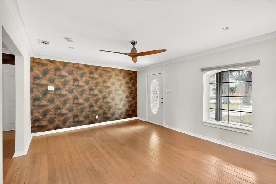 109 Appian Way, Dallas, TX 75216 - #3