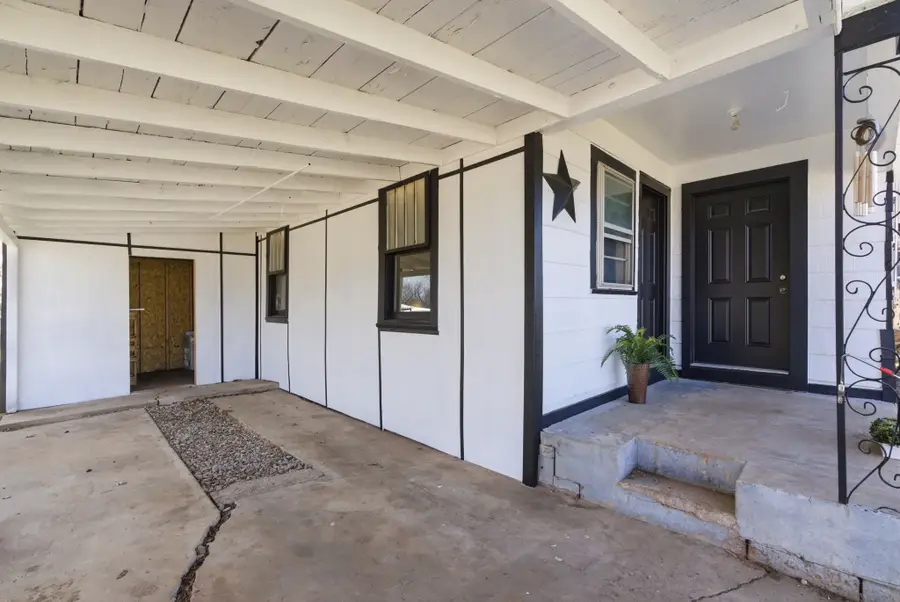 116 E Lipan Drive, Lipan, TX 76462 - #2