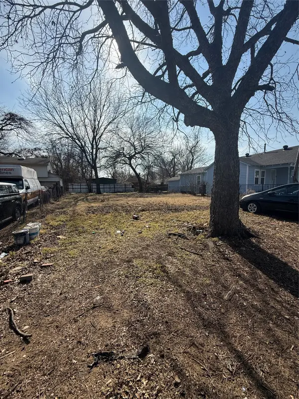 2411 Tally Ho Lane, Dallas, TX 75212