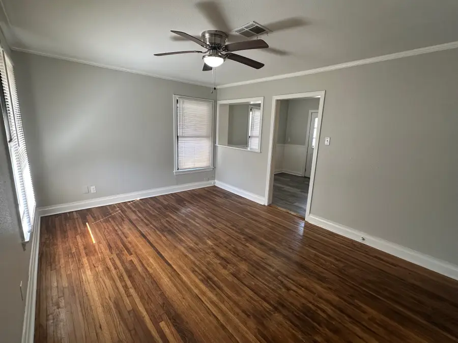 1021 N 23 1/2 Street, Corsicana, TX 75110 - #3