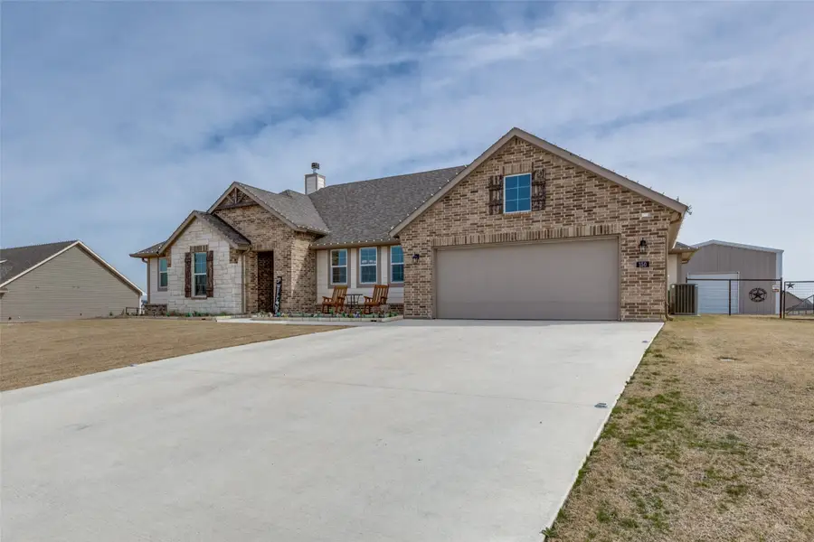 150 Spanish Moss Trail, Rhome, TX 76078 - #3