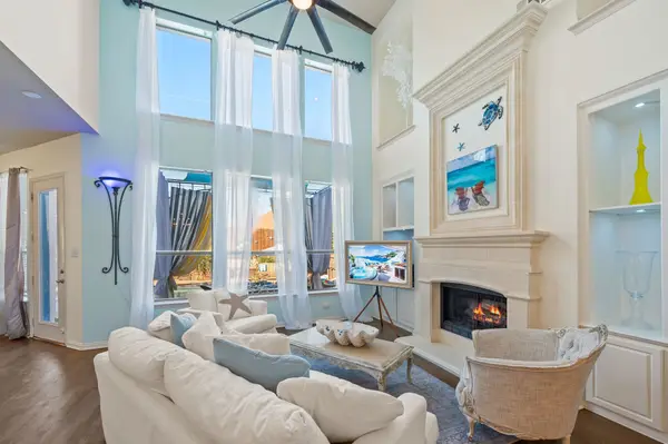 3917 Autumn Lane, Bedford, TX 76021