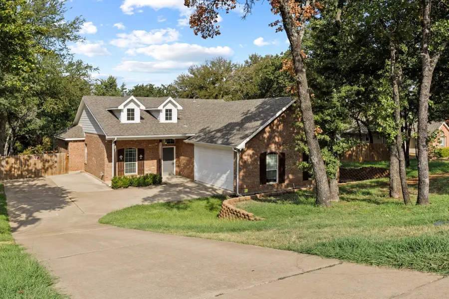537 Shady Oaks Trail, Burleson, TX 76028 - #3