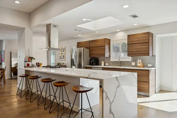 9522 Robin Meadow Drive, Dallas, TX 75243