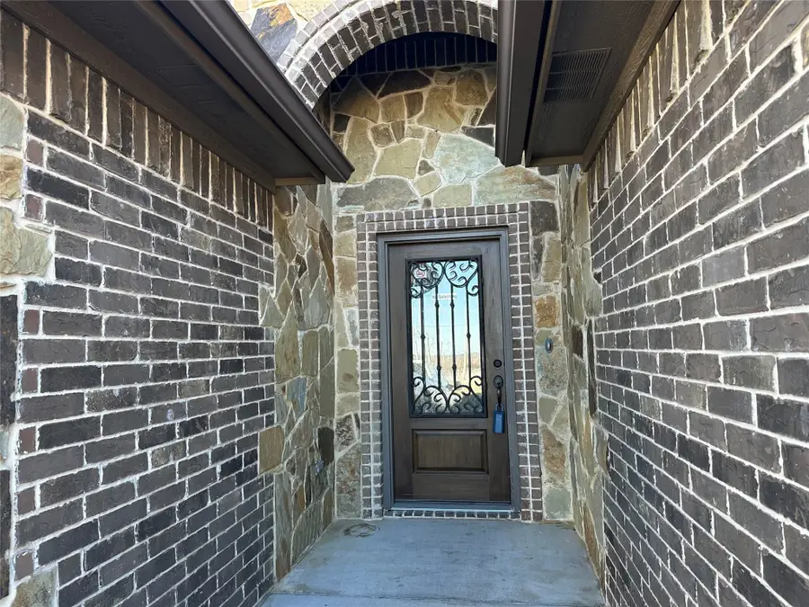 110 Hummingbird Drive, Weatherford, TX 76088 - #2